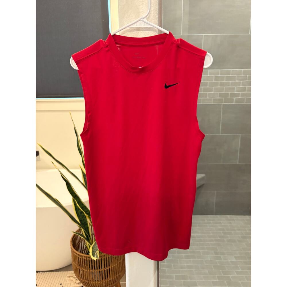 Nike Men’s tank